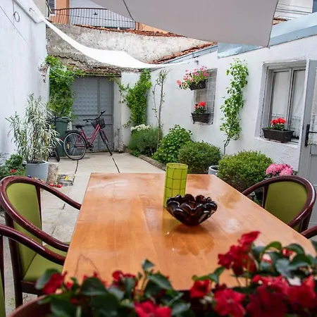 Apartment Center Galerie House Ohrid